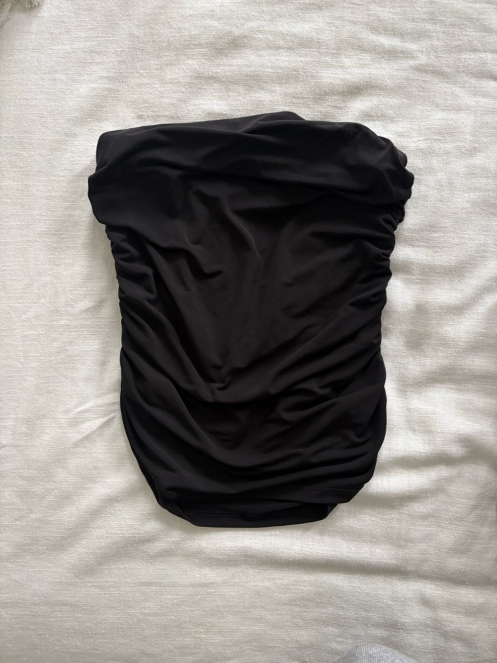 Black Strapless Cinched Tube Top